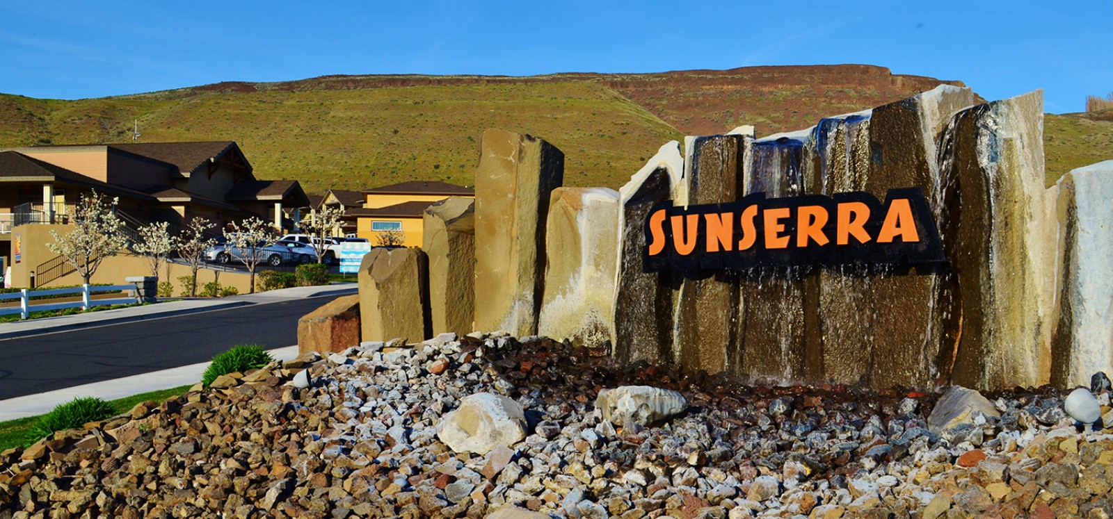 sunserra-sign